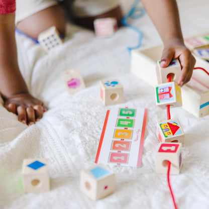 Wooden Number Lacing Set