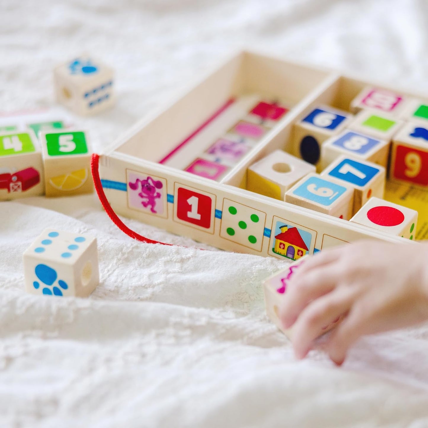 Wooden Number Lacing Set